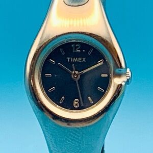TIMEX Women’s Vintage 2000 Quartz Wristwatch Expandable Band Working New Battery